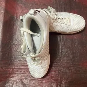 FUBU | Shoes | Collector Item Hbo Series The Wire Tennis  display picture 3